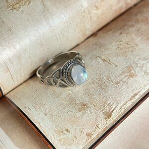 “BOHO” 925 Sterling silver Moonstone Ring Available in US: 7, 8, 9